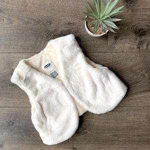 NWOT Toddler Girls Fur Vest (3T)